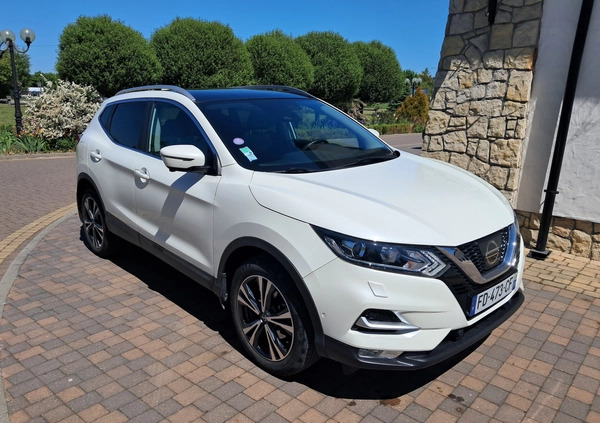 Nissan Qashqai cena 66800 przebieg: 80000, rok produkcji 2018 z Lublin małe 379